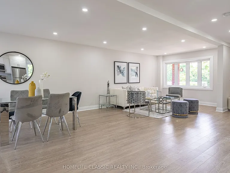 32 Rosenfeld Dr — Photo 13