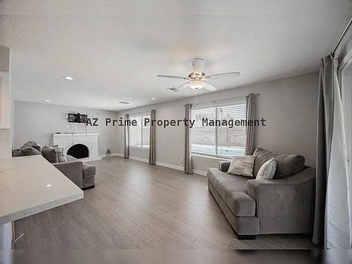 3715 E Sweetwater Ave — Photo 4