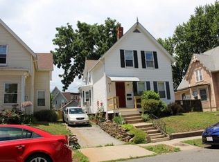 57 Taylor St, Holyoke, MA 01040