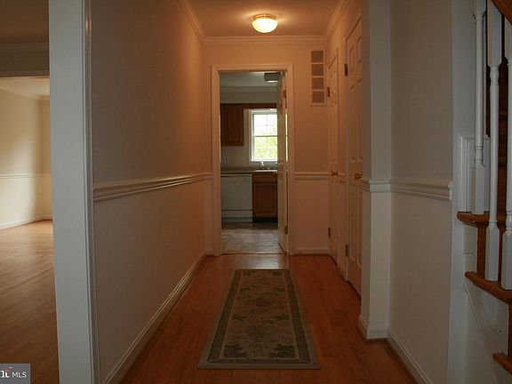 3rd image of 1526 Westmoreland St