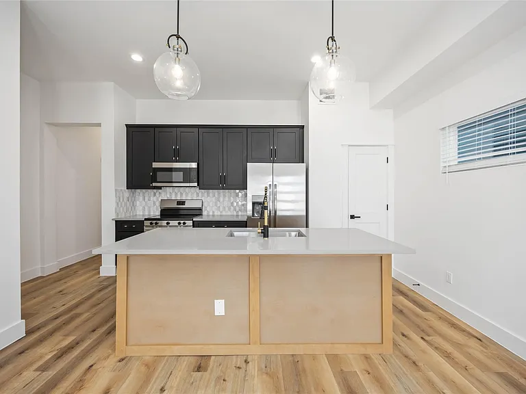 8013 Cora St #B — Photo 6