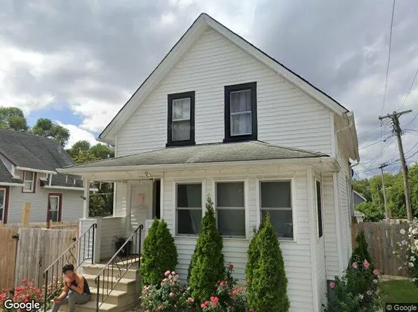 12902 Wahl St, Blue Island, IL 60406