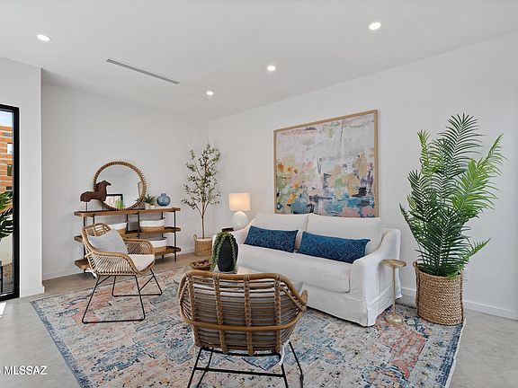 5th image of 53 W Lalo Way