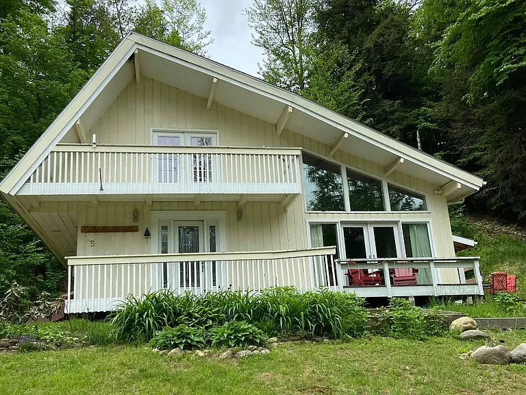Lower Pines Rd — Photo 2