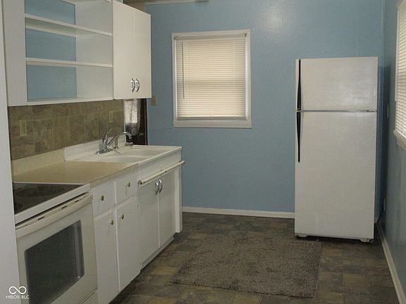 2nd image of 1005 Fairview Ave