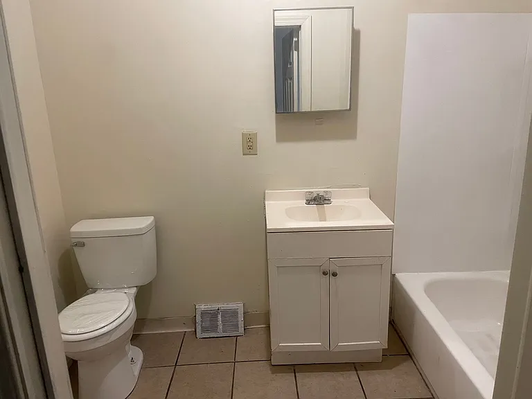 5422 W Girard Ave — Photo 6