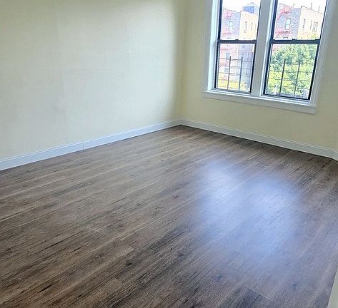 5th image of 1237 College Ave APT 5N