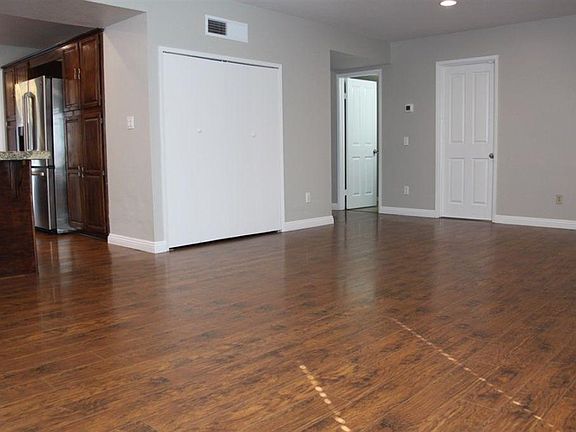 3rd image of 116720 Vaca Pl