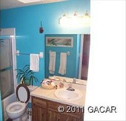 4th image of 4302 NW 20th Dr