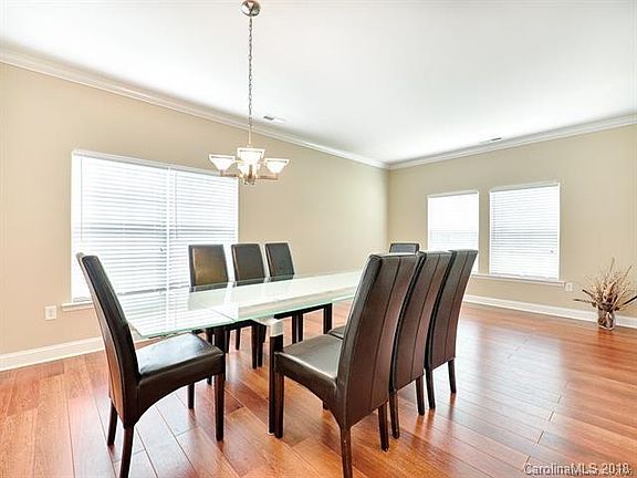 3rd image of 6707 Oakdale Meadows Ct