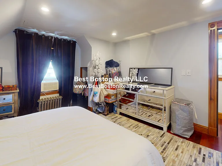 18 Nashua St #2 — Photo 6