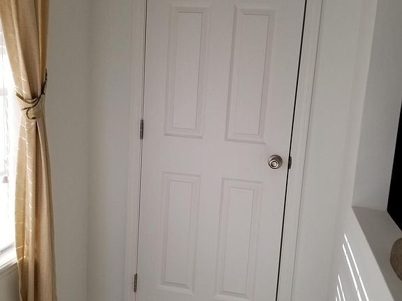 4th image of 6339 Roberts Dr