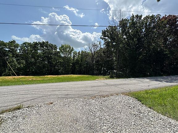 4th image of 234 Goldfinch Lane