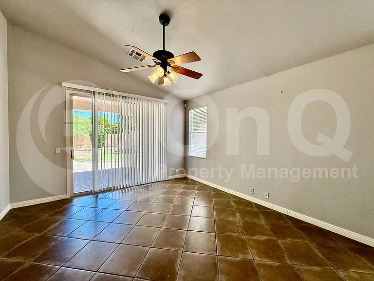826 W Carob Dr — Photo 19