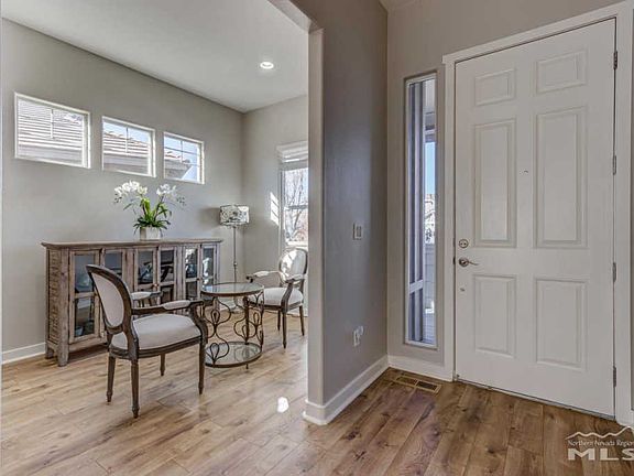 2nd image of 1075 Harbor Town Cir