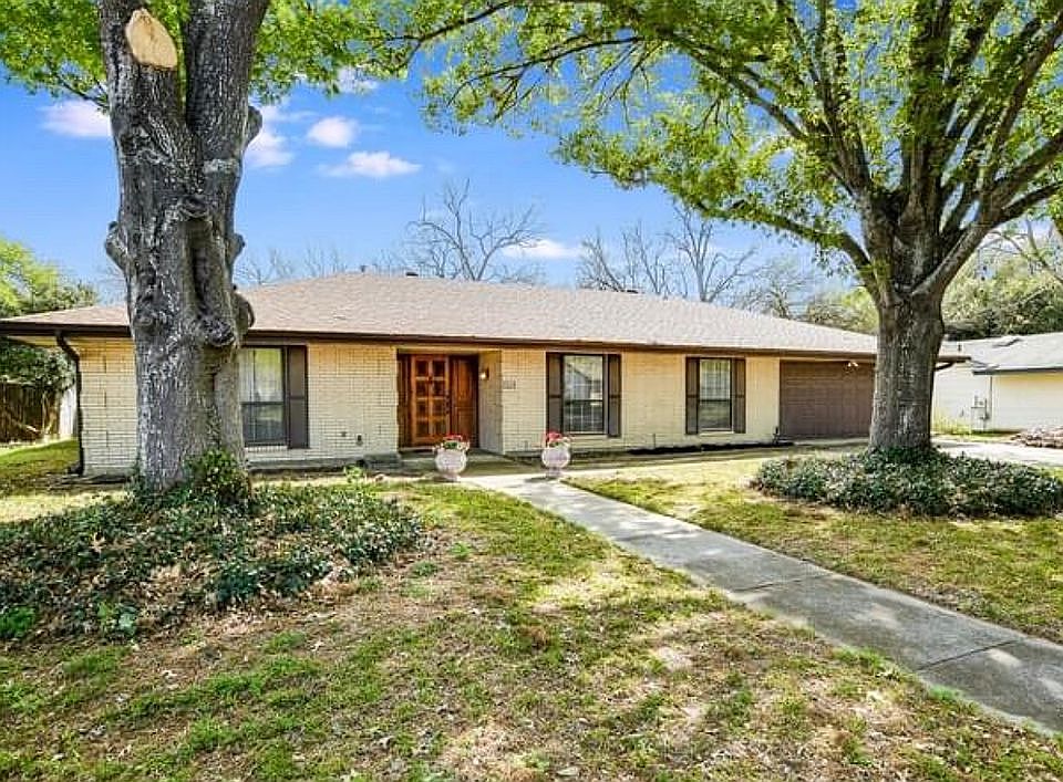 1st image of 5642 Brandemere Dr