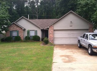 70 Redleaf Cir, Little Rock, AR 72210