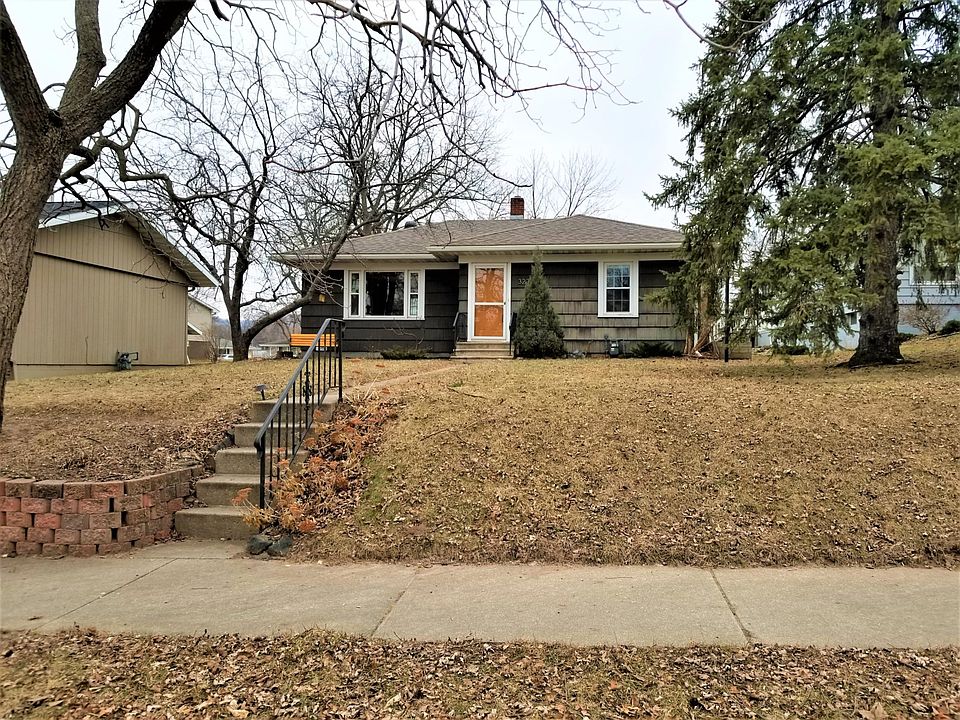 320 6th Ave N2