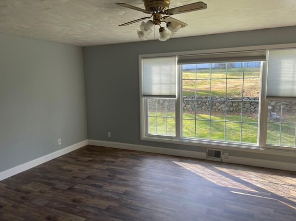 20 Russell Ave FLOOR 1