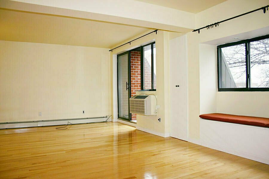 1st image of 5861 44th Ave APT 4A