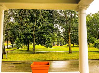 39 Parkview Ave, Bangor, ME 04401