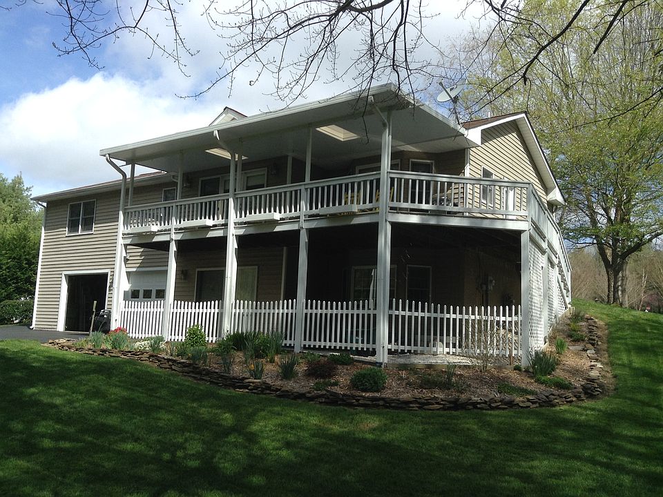 1st image of 2665 Middleton Cir