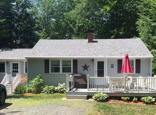 71 Pine St N, Bristol, NH 03222