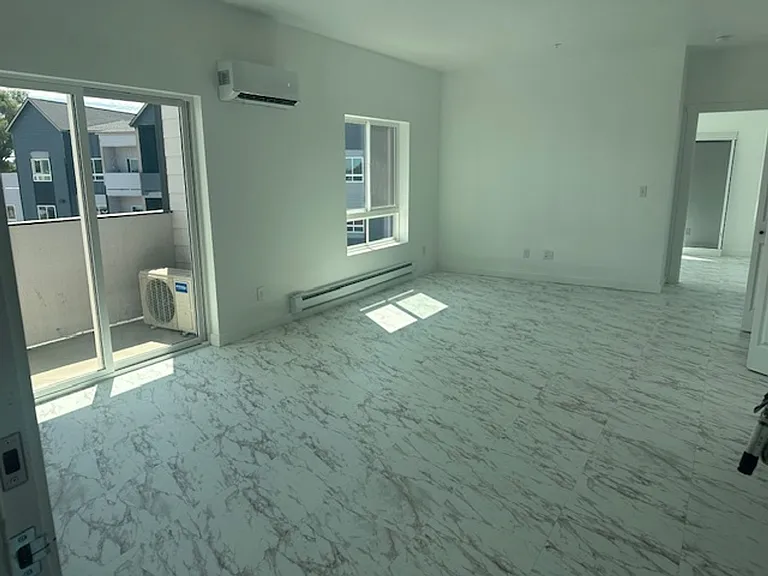 Modern Heights Apartments — Photo 26