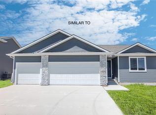 1260 Cedar St, Waukee, IA 50263