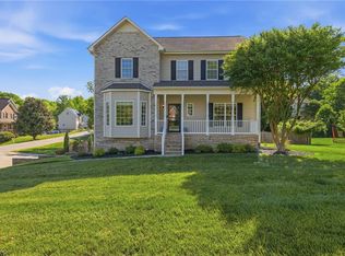105 Honeyridge Ct, Lewisville, NC 27023