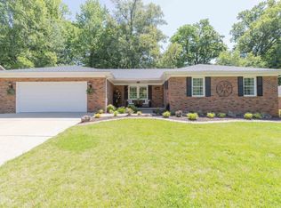 5766 Spring Corner Rd, Newburgh, IN 47630