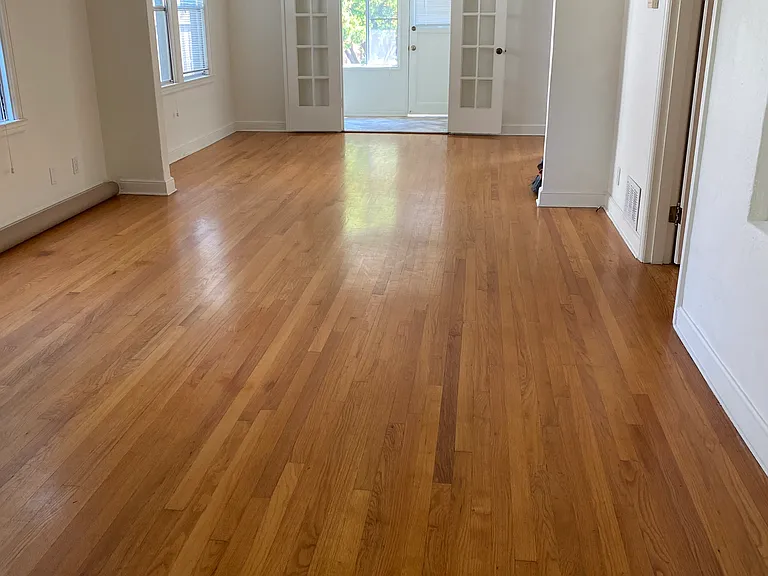 673 College Ave — Photo 3