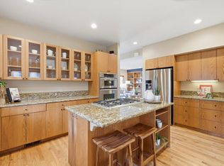 2935 NW Thurman St, Portland, OR 97210