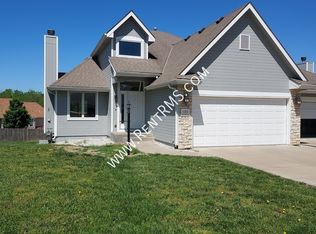 4215 SW Shenandoah Rd, Topeka, KS 66610