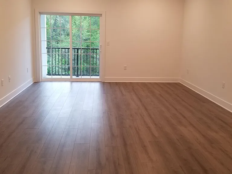 932 Vanderbergh Blvd — Photo 3