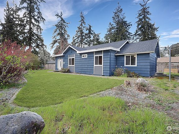 3rd image of 12522 Edgewood Avenue SW