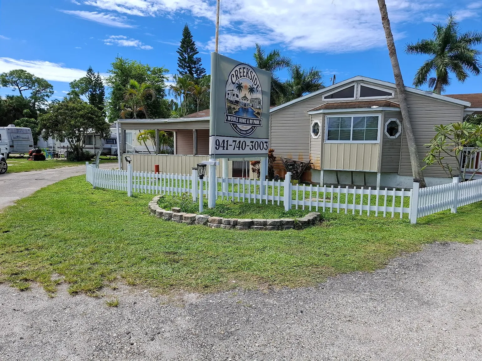 4 bed, 1800 sqft, $1,500 — Photo 1