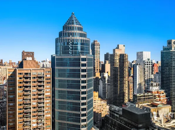 117 East 57th Street image 9 of 16