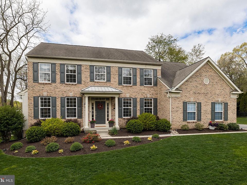 1st image of 1386 Old Barn Cir