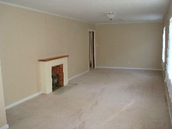 4th image of 224 Highland Dr