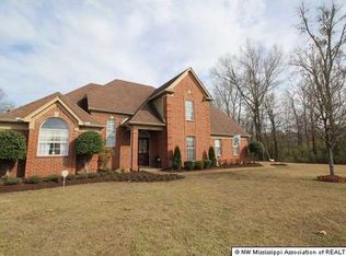 5858 Lancaster Dr, Olive Branch, MS 38654