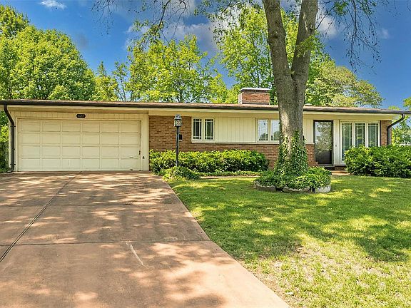 2nd image of 10207 Richview Dr