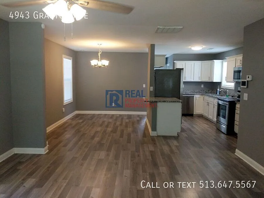 You will fall in love with this 3BR 2.5 Bath Louisville home! — Photo 2