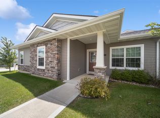 9019 Nelle Ln, West Des Moines, IA 50266