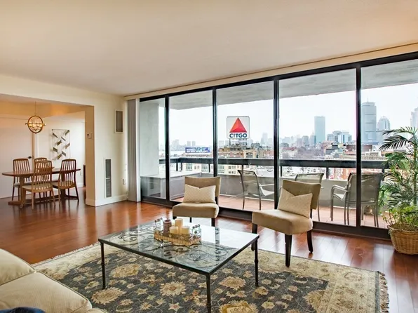 566 Commonwealth Ave APT 1002, Boston, MA 02215