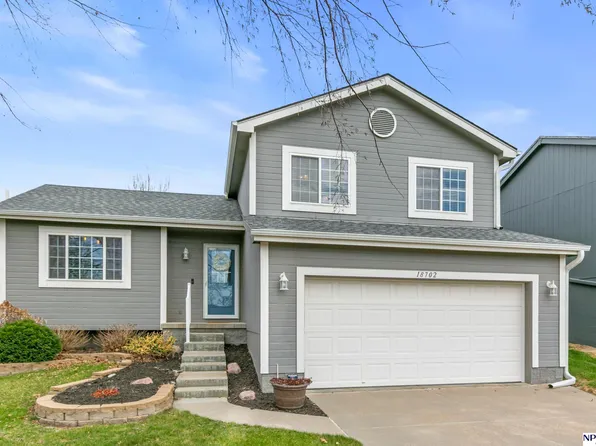 18702 Berry St, Omaha, NE 68135