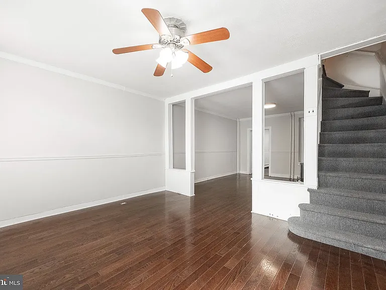 158 Roxborough Ave #A — Photo 14