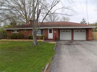 1070 Orchard Ave, Aurora, OH 44202