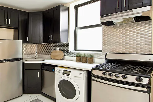 Rented by Vector New York, LLC | media 12