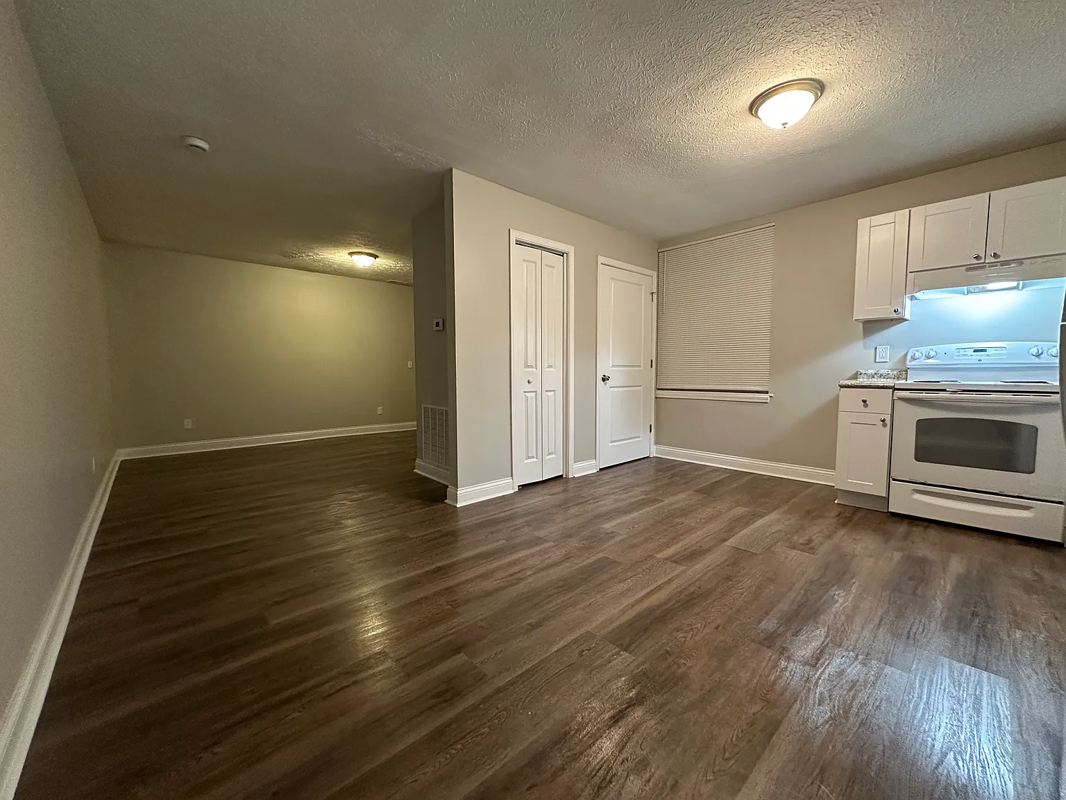 7045 Corydon Junction Rd NE — Photo 3